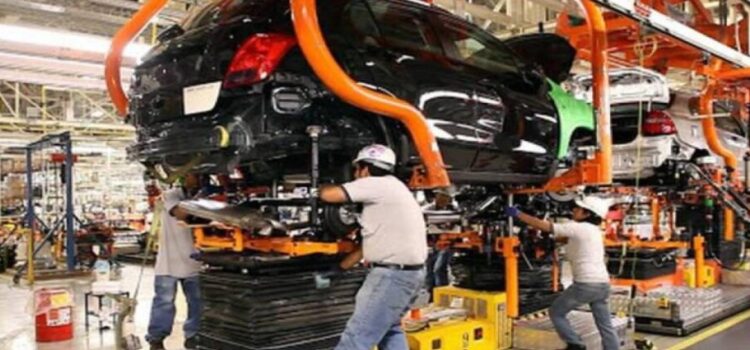 En CTM alista paros laborales de empresas automotrices en Coahuila