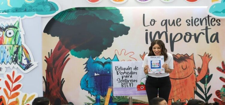 La oficina Inspira con la lectura de cuento en la Feria Internacional del Libro Coahuila 2024