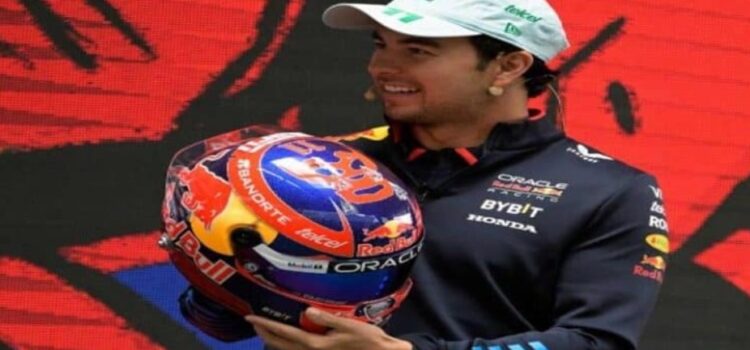 Checo Pérez usará en México un casco inspirado en la Lucha Libre