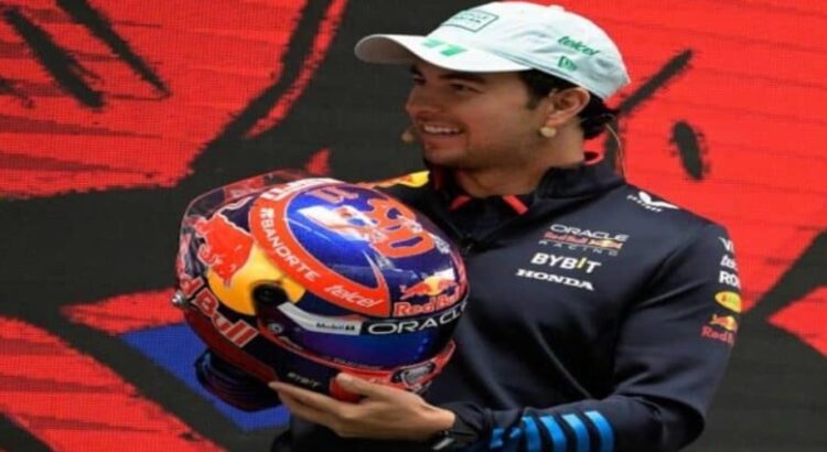 Checo Pérez usará en México un casco inspirado en la Lucha Libre