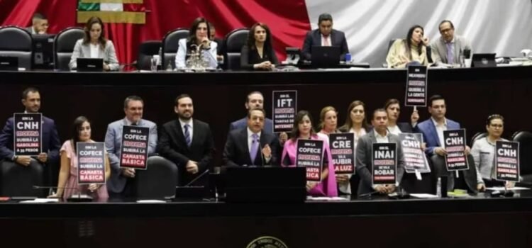MORENA aprueba desaparición de órganos autónomos