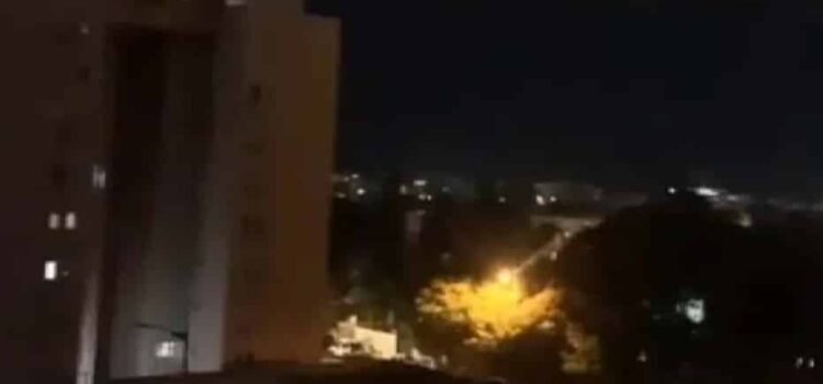 Yemen bombardea Israel: misil impacta en Tel Aviv
