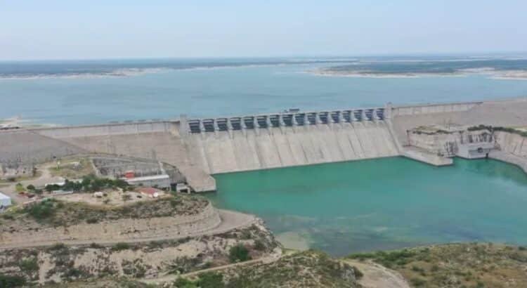 El estado de Coahuila y Federación acuerdan frenar extracción de presa La Amistad