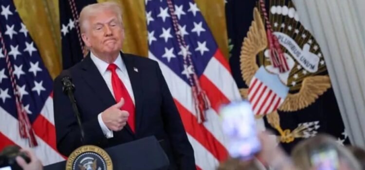 Universidades se enfrentan a Trump