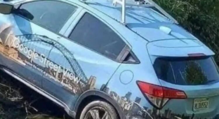 Apedrean auto de Google Maps por creer que atrae huracanes