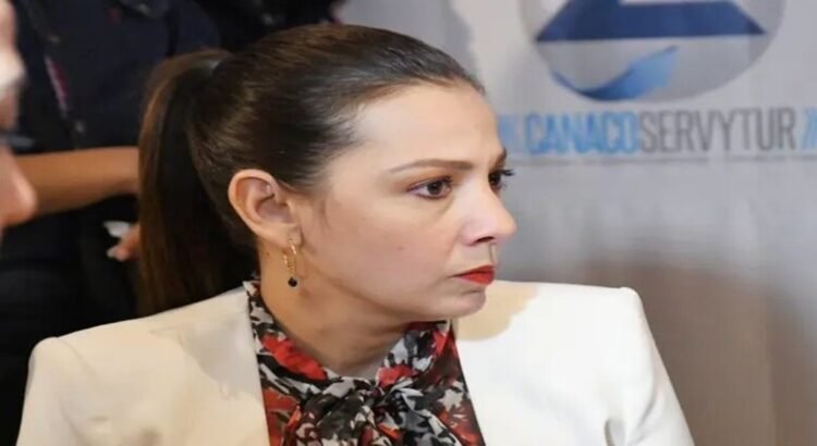 Le revocan presuntamente la visa a Sonia Villarreal y a su esposo