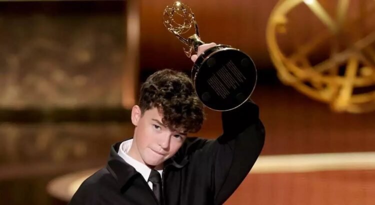 Owen Cooper rompe récords al convertirse en el Emmy más joven de la historia Owen Cooper rompe récords al convertirse en el Emmy más joven de la historia