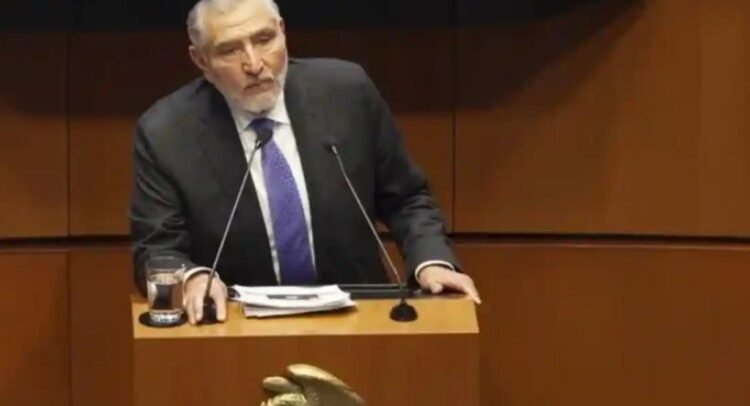 Presentan ante la FGR 37 denuncias en contra de Adán Augusto López