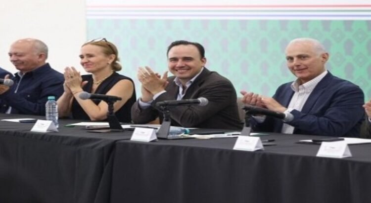 El gobernador del estado de Coahuila reconoce las labores de IMCO en La Laguna