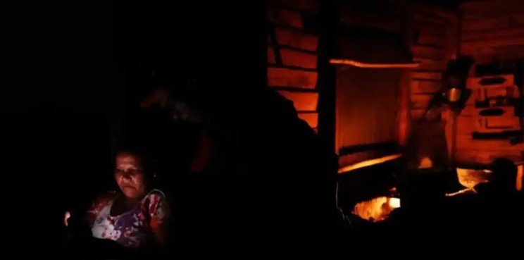 Apagón masivo deja sin luz a La Habana Apagón masivo deja sin luz a La Habana