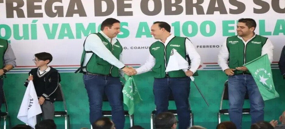 Gobernador de Coahuila Manolo Jiménez entrego las obras sociales en Saltillo